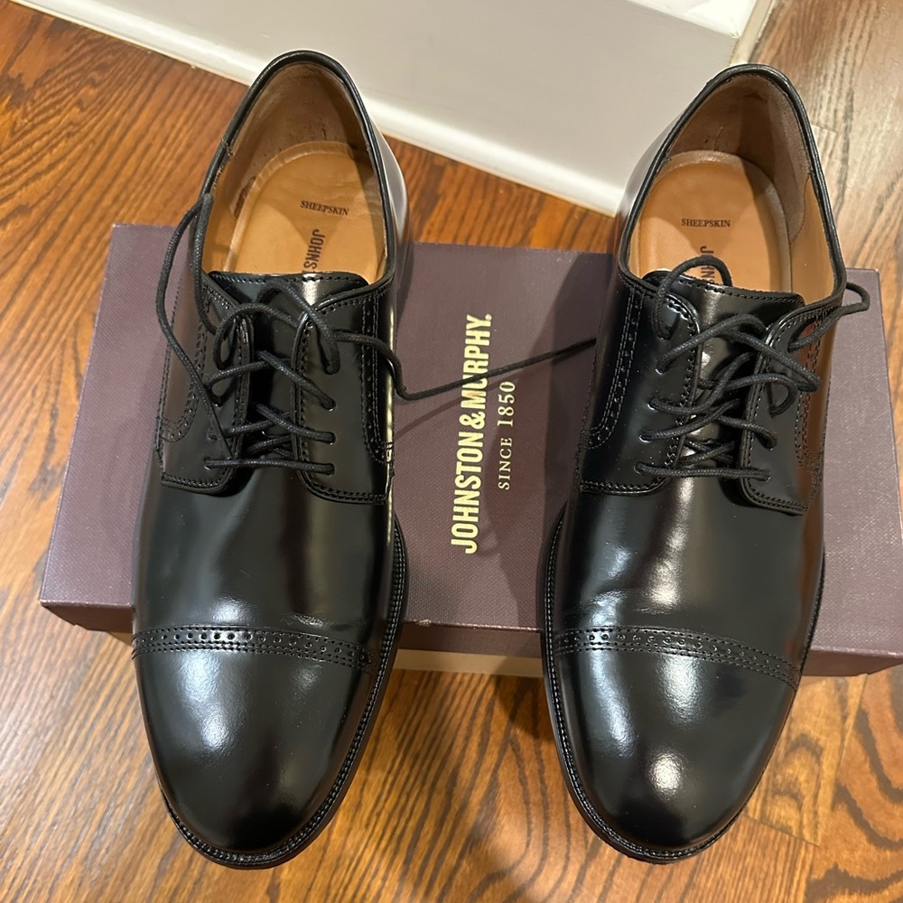 Johnston & Murphy Classic Black Leather Oxfords